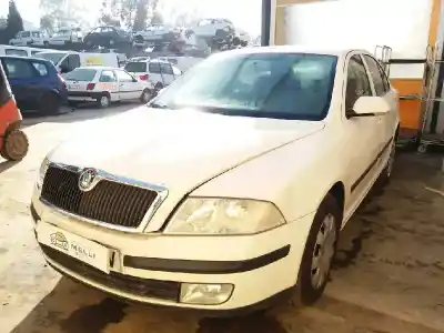 Veículo de Sucata skoda octavia berlina (1z3) active do ano 2008 alimentado bxe