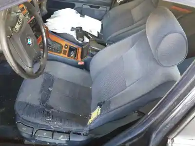 Veículo de Sucata bmw serie 7 (e38) 725tds do ano 2001 alimentado 256t1d