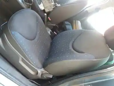 Veículo de Sucata citroen c2 furio do ano 2001 alimentado hfx