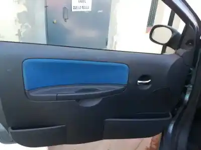 Veículo de Sucata citroen c2 furio do ano 2001 alimentado hfx