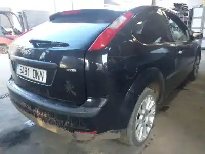Veículo de Sucata ford focus berlina (cap) sport do ano 2005 alimentado g6da