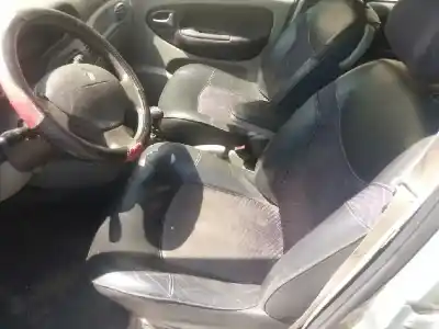 Scrapping Vehicle renault scenic (ja..) 1.9 dci authentique of the year 2003 powered f9q732