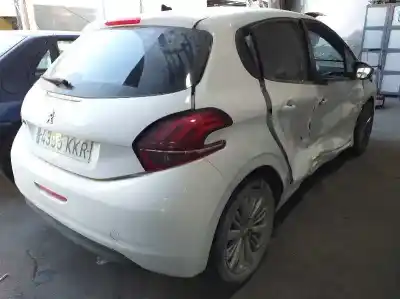 Scrapping Vehicle peugeot 208 i (ca_, cc_) 1.2 vti 82 of the year 2018 powered hmr