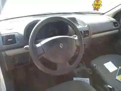 Здавання транспортного засобу renault clio ii fase ii (b/cb0) chiemsee року 2005 потужний k9k700
