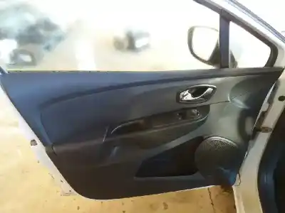 Здавання транспортного засобу renault clio iv (bh_) 1.5 dci 75 року 2014 потужний k9k