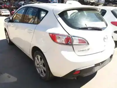 Vehicul casat mazda 3 lim. (bl) active al anului 2011 alimentat y601