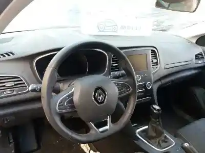 Véhicule à la ferraille RENAULT MEGANE IV BERLINA 5P Intens de l'année 2001 alimenté K9K656