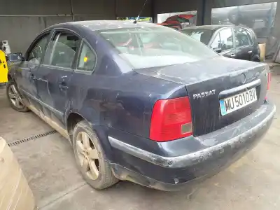 Veículo de Sucata volkswagen passat b5 (3b2) 1.9 tdi do ano 1998 alimentado afn
