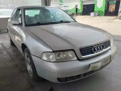 Sloopvoertuig audi a4 berlina (b5) 1.9 tdi van het jaar 1999 aangedreven ahh