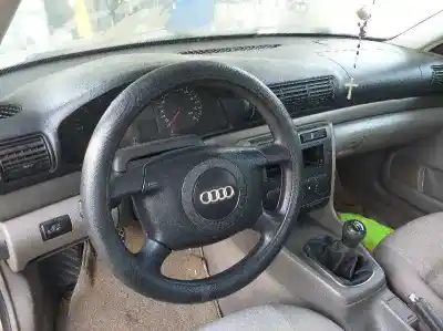 Veículo de Sucata AUDI A4 BERLINA (B5) 1.9 TDI do ano 1999 alimentado AHH