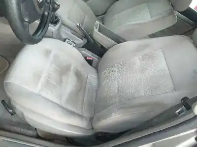 Sloopvoertuig audi a4 berlina (b5) 1.9 tdi van het jaar 1999 aangedreven ahh