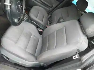 Scrapping Vehicle audi a6 avant (4b5) 2.5 tdi of the year 2001 powered akn