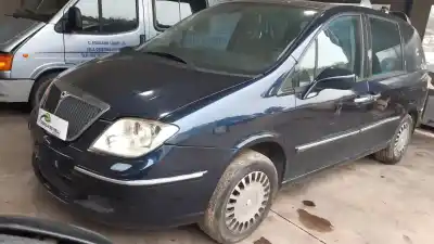 Sloopvoertuig lancia phedra (180) 2.2 jtd cat van het jaar 2005 aangedreven 4hw