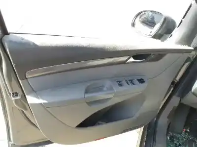 Vehicul casat seat alhambra (710, 711) 2.0 tdi al anului 2010 alimentat cffb