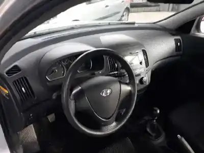 Verschrottungsfahrzeug hyundai                                            i30 (fd)                                                                                                                                                                                                                                                   g4fa                                                                                                                                                                                                                                                       des jahres 2009 angetrieben g4fa