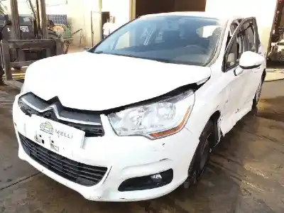 Vehicul casat citroen c4 lim. business al anului 2001 alimentat 8fp