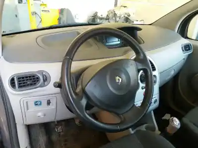 Veicolo di demolizione renault modus confort dynamique dell'anno 2005 alimentato k9k750