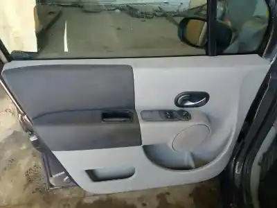 Veicolo di demolizione renault modus confort dynamique dell'anno 2005 alimentato k9k750