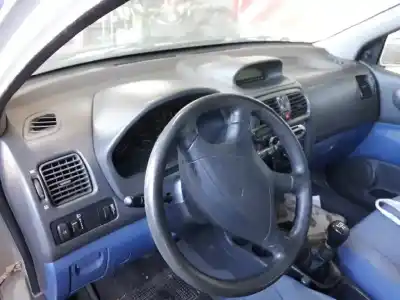 Veículo de Sucata mitsubishi space star (dg0) 1300 do ano 2001 alimentado g-4g13