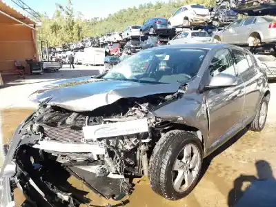 Veículo de Sucata renault megane iii berlina 5 p dynamique do ano 2010 alimentado k9k832