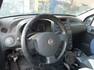 Veicolo di demolizione fiat panda (312_, 319_) 1.2 (312pxa1a) dell'anno 2008 alimentato 188a4000