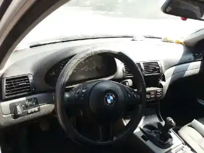 Veículo de Sucata bmw serie 3 berlina (e46) 320d do ano 2001 alimentado m47tu