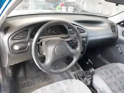 Veicolo di demolizione daewoo lanos se dell'anno 2000 alimentato a13sms