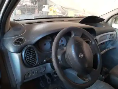 Scrapping Vehicle renault                                            scenic rx4 (ja0)                                                                                                                                                                                                                                           2.0 16v expression of the year 2002 powered f9q748