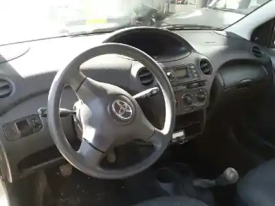 Здавання транспортного засобу toyota yaris (ncp1/nlp1/scp1) 1.0 linea luna року 2003 потужний 1szfe