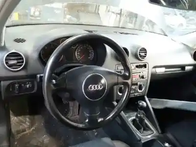 Scrapping Vehicle audi a3 (8p) 1.9 tdi ambiente of the year 2001 powered bkc