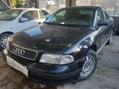 Veículo de Sucata audi a4 berlina (b5) 1.6 101 cv / 74 kw do ano 2000 alimentado adp