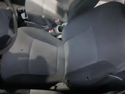 Scrapping Vehicle kia rio rs berlina of the year 2003 powered a5d