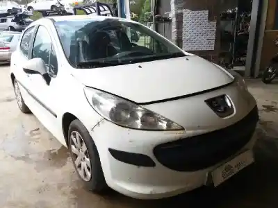 Veículo de Sucata peugeot 207 x-line do ano 2006 alimentado 9hx