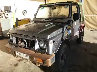 Veicolo di demolizione suzuki santana 90 cv / 66 kw dell'anno 1988 alimentato g/613a