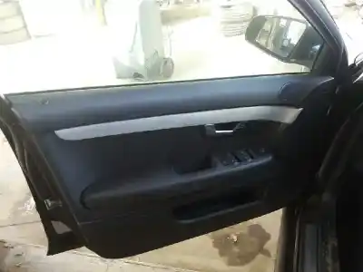 Véhicule à la ferraille audi a4 berlina (8e) 2.0 tdi de l'année 2001 alimenté bre