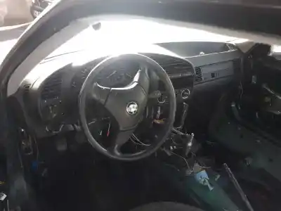 Veículo de Sucata bmw serie 3 coupe (e36) 325i do ano 1998 alimentado m50b25