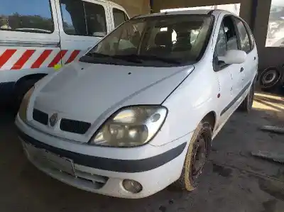 Scrapping Vehicle renault scenic (ja..) 1.9 dti diesel 80 cv / 59 kw of the year 2001 powered f9q744
