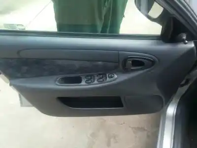 Veicolo di demolizione daewoo lanos sx dell'anno 2000 alimentato a16dns-g