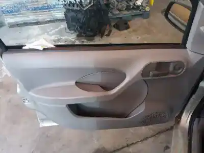 Veicolo di demolizione fiat panda (169) 1.1 8v dell'anno 2004 alimentato 187a1000