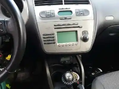 Vehicul casat seat                                               altea (5p1)                                                                                                                                                                                                                                                2.0 tdi 16v                                                                                                                                                                                                                                                al anului 2004 alimentat bkd