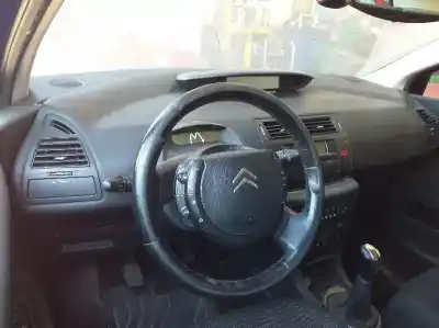 Veículo de Sucata citroen c4 coupé (la_) 1.6 hdi do ano 2001 alimentado 9hx