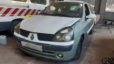 Veículo de Sucata renault clio ii fase ii (b/cb0) expression do ano 2001 alimentado g-d4f