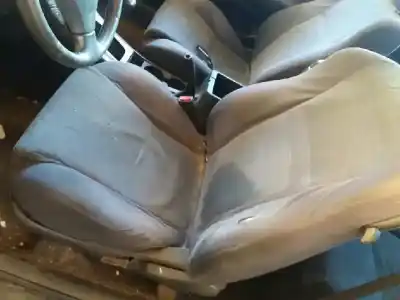 Veículo de Sucata toyota corolla (e12) 1.6 16v do ano 2002 alimentado 3zzfe