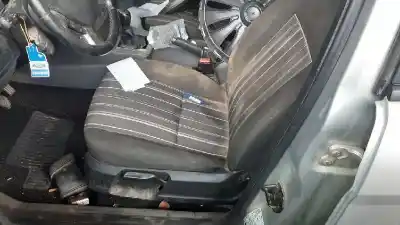 Veicolo di demolizione ford focus lim. (cb4) trend dell'anno 2008 alimentato g8db