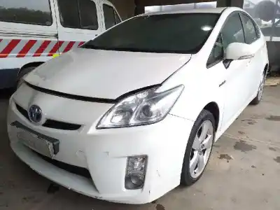 Veicolo di demolizione TOYOTA PRIUS (NHW30) Plug-in Hybrid Advance dell'anno 2010 alimentato 2ZR