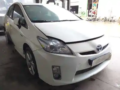 Véhicule à la ferraille toyota prius (nhw30) plug-in hybrid advance de l'année 2010 alimenté 2zr