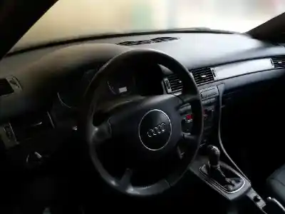 Veículo de Sucata audi a6 berlina (4b2) 2.5 tdi do ano 2002 alimentado bfc