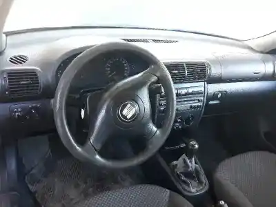 Здавання транспортного засобу seat leon (1m1) 1.4 16v року 2004 потужний bca