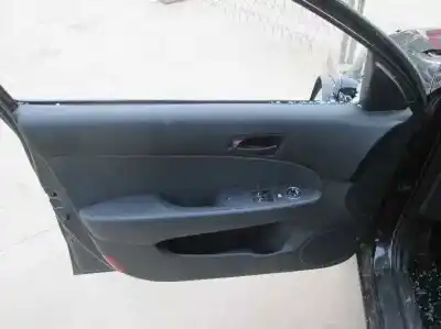 Scrapping Vehicle hyundai i30 classic of the year 2010 powered d4fb