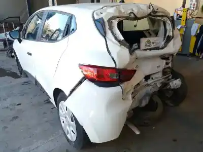 Veículo de Sucata renault clio iv (bh_) 1.5 dci 75 do ano 2001 alimentado k9k612